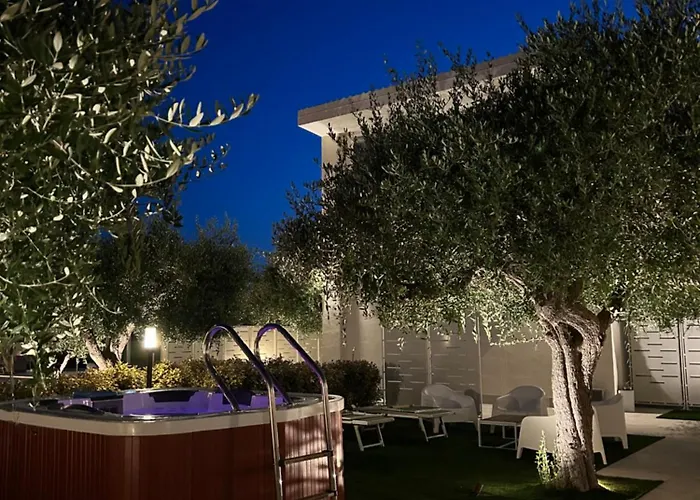 Гостевой дом La Dependance Luxury